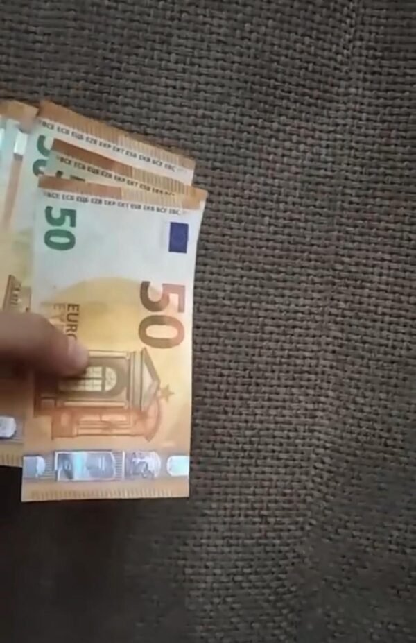 Köp förfalskade euro | Köp falska pengar (euro, dollar, brittiska pund och kanadensiska dollar) och förfalskade pengar till salu
