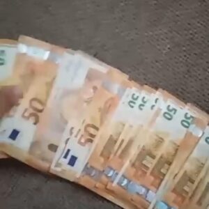 Compre Euro Falsificado | Compre Dinheiro Falso (Euro, Dólar, Libra Esterlina Britânica e Dólar Canadense) e Dinheiro Falsificado para Venda