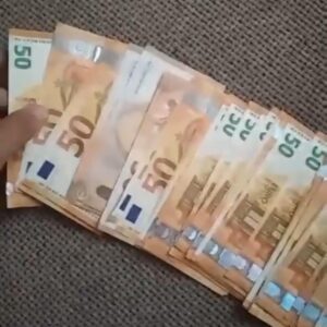 Acquista euro falsi | Acquista denaro falso (euro, dollari, sterlina britannica e dollaro canadese) e denaro falso in vendita