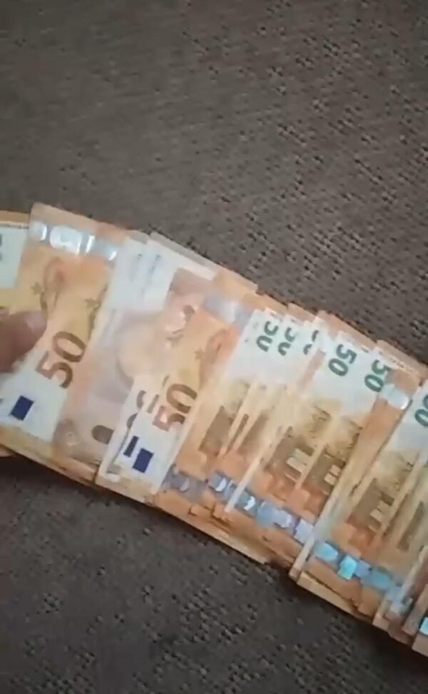 Comprar euros falsos | Comprar dinero falso (euro, dólar, libra esterlina y dólar canadiense) y dinero falso a la venta